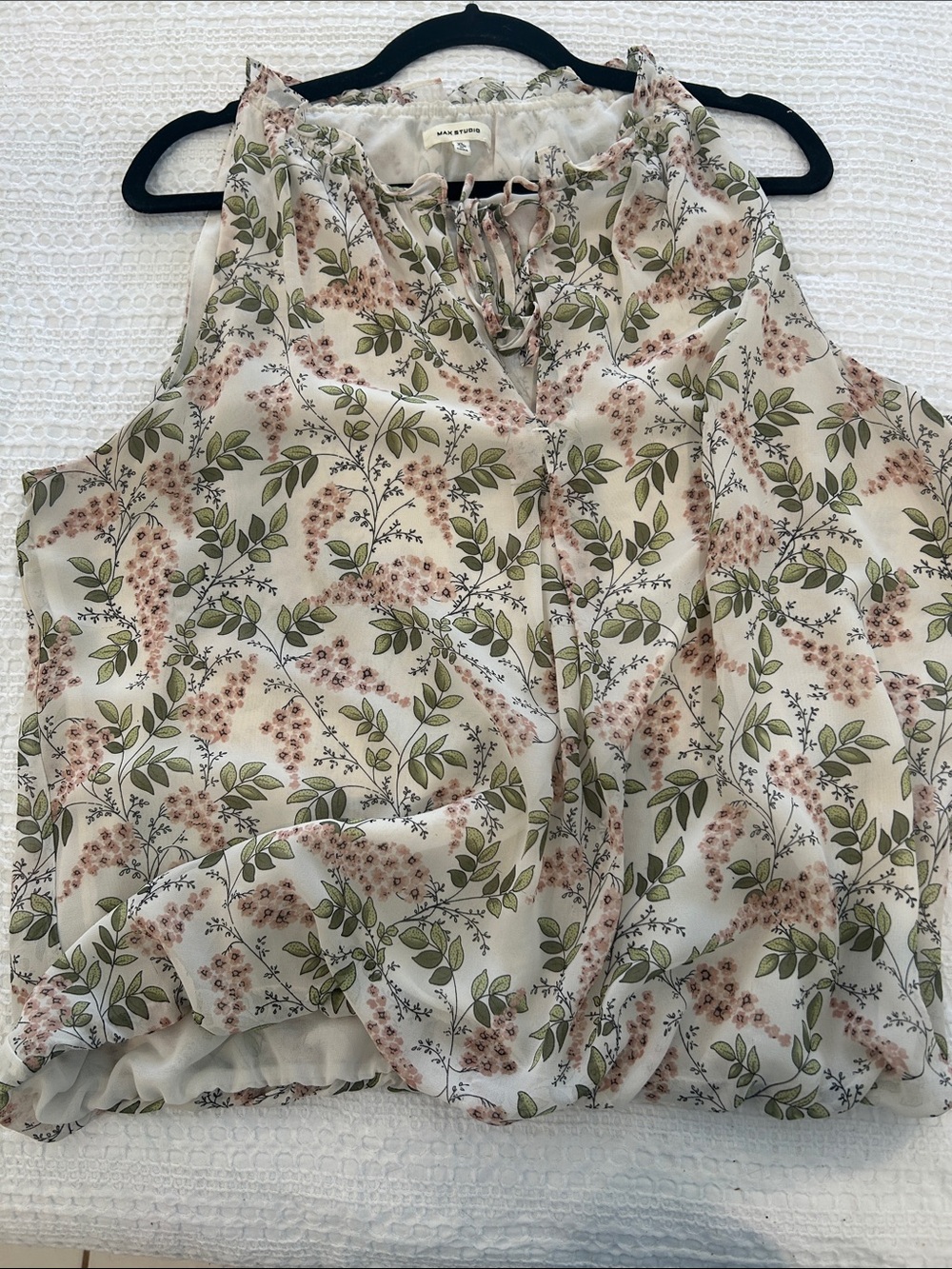 Max Studio Floral Tie-Neck Sleeveless Blouse - Cream/Green/Pink